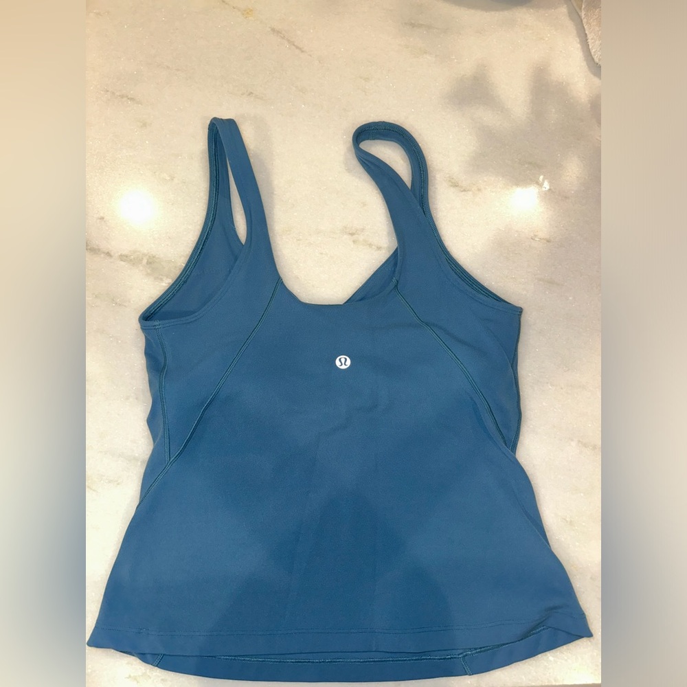 COPY - Lululemon top